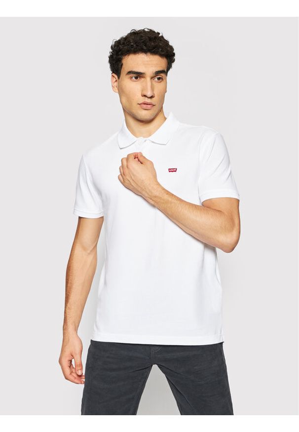 Levi's® Polo Standard Housemarked 35883-0003 Biały Regular Fit. Typ kołnierza: polo. Kolor: biały. Materiał: bawełna