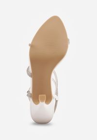 Renee - Białe Cyrkoniowe Sandały na Szpilce w Koktajlowym Stylu Coramere. Kolor: biały. Materiał: satyna. Obcas: na szpilce. Styl: wizytowy #4