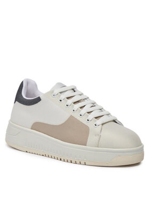 Emporio Armani Sneakersy X3X024 XD401 R299 Beżowy. Kolor: beżowy. Materiał: skóra