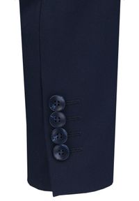 Taliowany Garnitur Męski - Victorio - Granatowy. Kolor: niebieski. Materiał: poliester, wiskoza, elastan. Wzór: gładki #2
