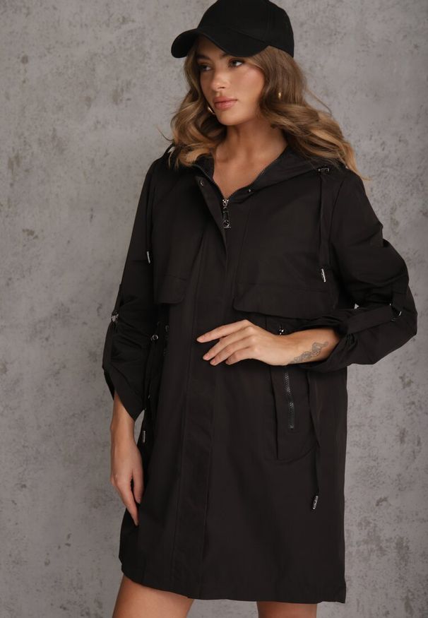 Renee - Czarna Przejściowa Kurtka Parka z Rękawami z Możliwością Podpięcia Tinarae. Okazja: na spacer. Kolor: czarny