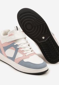 Born2be - Biało-Różowe Sneakersy za Kostkę Olivarre. Okazja: na co dzień, na spacer. Wysokość cholewki: za kostkę. Zapięcie: rzepy. Kolor: biały. Materiał: jeans, skóra. Sport: turystyka piesza #6