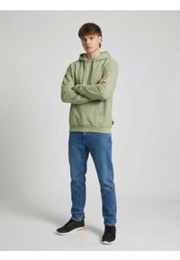 Sinsay - Bluza z kapturem z domieszką bawełny - zielony. Typ kołnierza: kaptur. Kolor: zielony. Materiał: bawełna #1