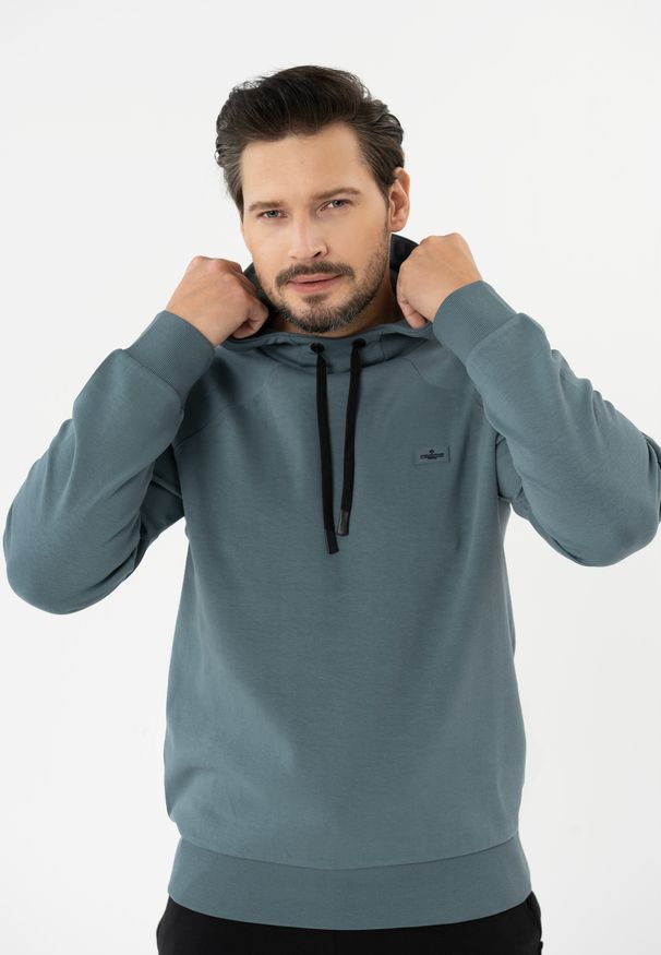 Volcano - Gładka bluza z kapturem B-ALMI. Typ kołnierza: kaptur. Materiał: dzianina, bawełna, materiał. Wzór: gładki. Styl: sportowy