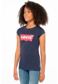 Levi's® - Levi's T-shirt dziecięcy kolor granatowy. Okazja: na spotkanie biznesowe, na co dzień. Kolor: niebieski. Materiał: dzianina. Długość rękawa: krótki rękaw. Długość: krótkie. Wzór: nadruk. Styl: biznesowy, casual #1