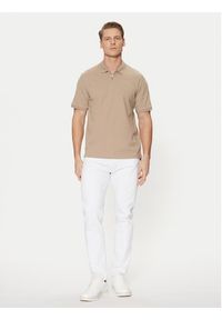 Hugo - HUGO Jeansy 50530605 Biały Slim Fit. Kolor: biały