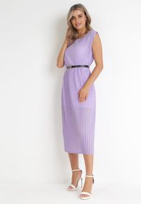 Born2be - Fioletowa Plisowana Sukienka Midi z Paskiem z Imitacji Skóry Sharia. Kolor: fioletowy. Materiał: skóra. Długość rękawa: bez rękawów. Styl: elegancki. Długość: midi #2