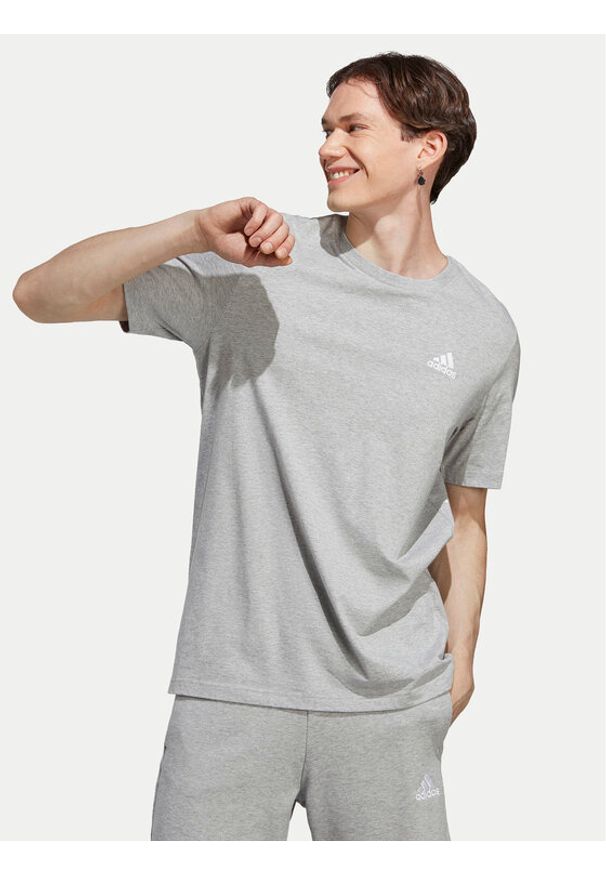 Adidas - adidas T-Shirt Essentials Single Jersey Embroidered Small Logo IC9288 Szary Regular Fit. Kolor: szary. Materiał: bawełna