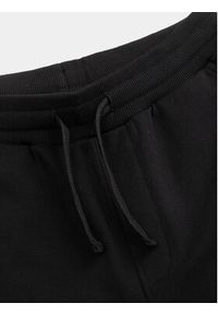COCCODRILLO - Coccodrillo Spodnie dresowe ZC3120101ASK Czarny Regular Fit. Kolor: czarny. Materiał: bawełna #4