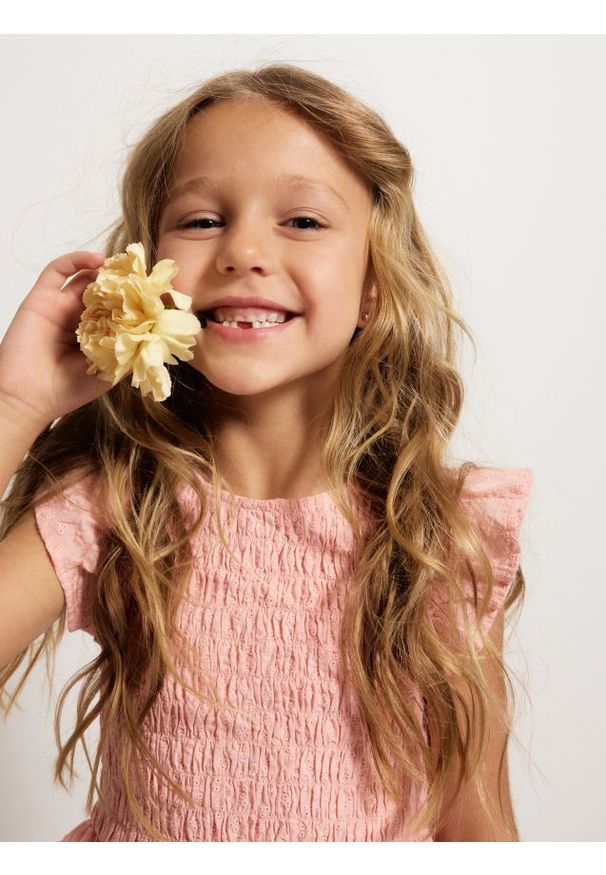 Reserved - Strukturalna bluzka bez rękawów - koralowy. Kolor: pomarańczowy. Materiał: bawełna. Długość rękawa: bez rękawów