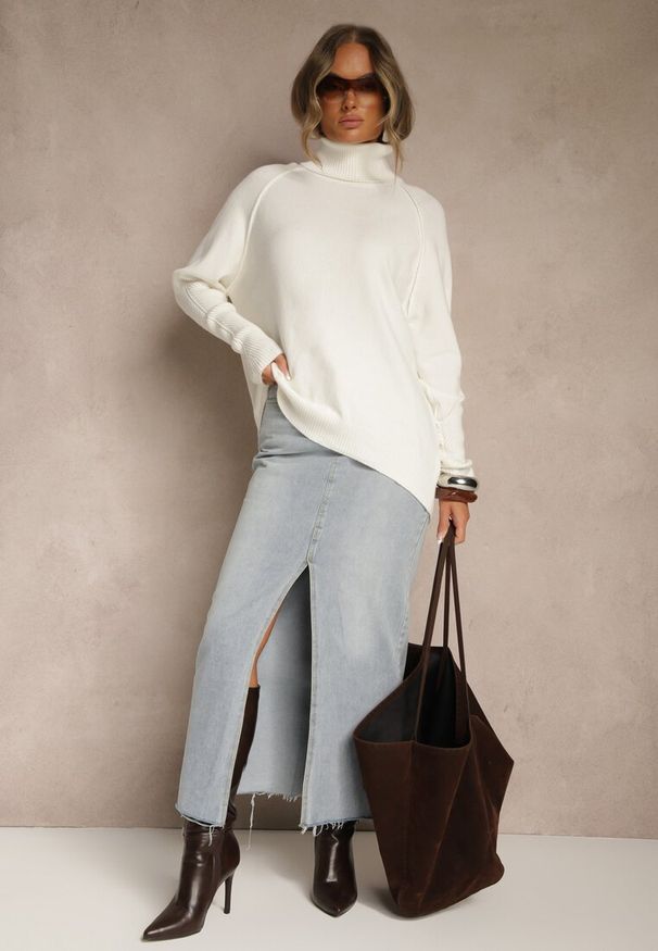 Renee - Biały Golf z Domieszką Kaszmiru o Prostym Kroju Zoirsova. Okazja: na co dzień. Typ kołnierza: golf. Kolor: biały. Materiał: kaszmir. Długość rękawa: długi rękaw. Długość: długie. Styl: casual, elegancki