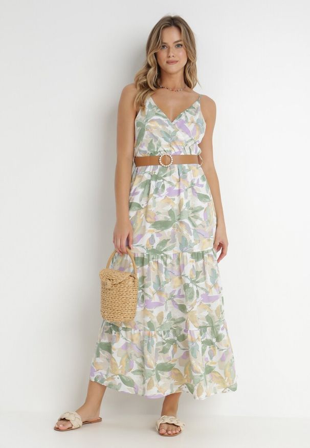 Born2be - Biało-Zielona Sukienka z Paskiem Barrett. Kolor: zielony. Długość rękawa: na ramiączkach. Wzór: gładki. Sezon: lato. Typ sukienki: kopertowe. Styl: elegancki. Długość: maxi