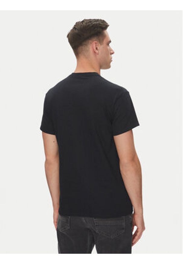 Etnies T-Shirt Puma 4130004126 Czarny Regular Fit. Kolor: czarny. Materiał: bawełna