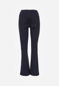 Renee - Granatowe Legginsy Dzwony High Waist Orruvana. Okazja: na spacer. Stan: podwyższony. Kolor: niebieski. Długość: krótkie. Styl: sportowy #6