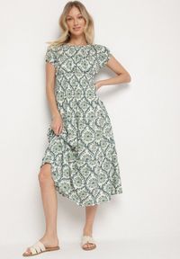 Born2be - Zielona Sukienka z Bawełną i Bufiastymi Rękawami Revilee. Okazja: na co dzień, na spacer. Kolor: zielony. Materiał: bawełna. Wzór: aplikacja. Styl: casual, elegancki #1