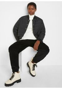 bonprix - Spodnie sztruksowe z mieszanki bawełny. Kolor: czarny. Materiał: bawełna, sztruks #2
