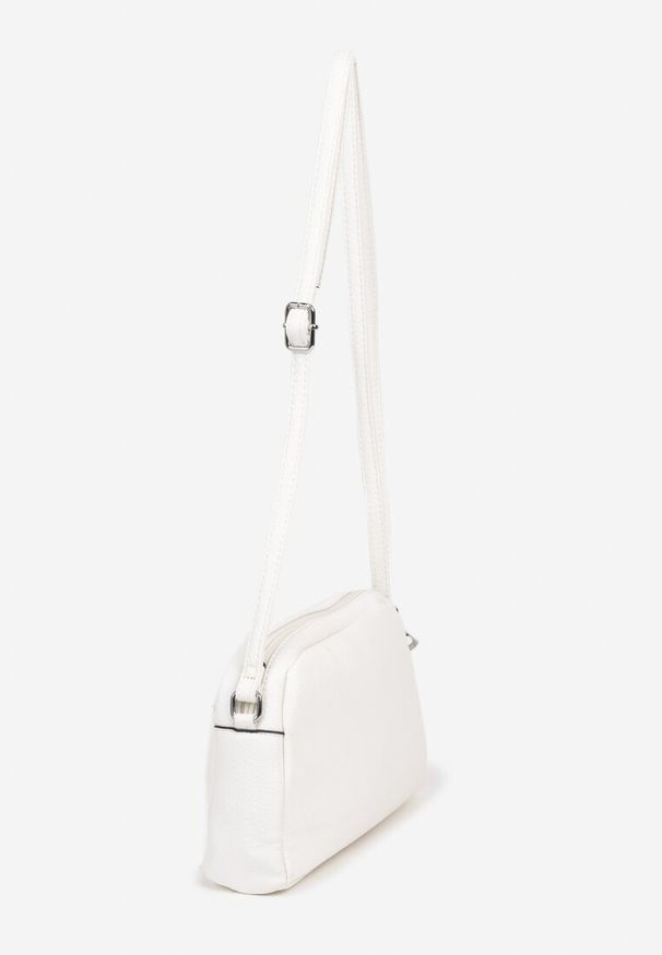Born2be - Biała Minimalistyczna Torebka Typu Listonoszka Gelevine. Kolor: biały. Styl: elegancki, casual