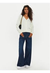 Guess Jeans Kardigan W4BR16 Z3HO2 Écru Regular Fit. Kolor: kremowy. Materiał: syntetyk #4