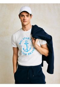 Big-Star - Koszulka męska z kontrastowym nadrukiem biała Kartes 100. Kolor: biały. Materiał: bawełna, dzianina. Wzór: nadruk. Styl: klasyczny #6