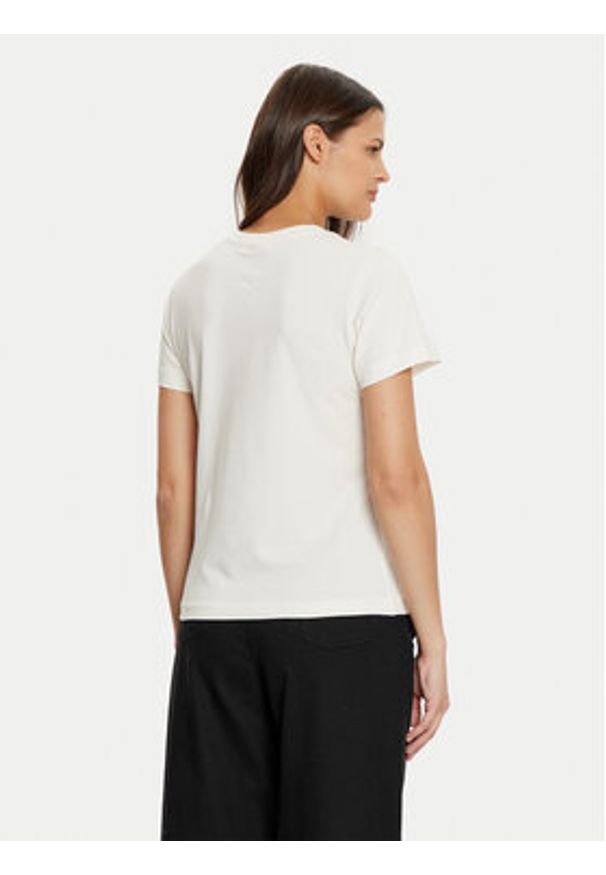 Guess T-Shirt V5RI08 J1314 Écru Slim Fit. Materiał: bawełna