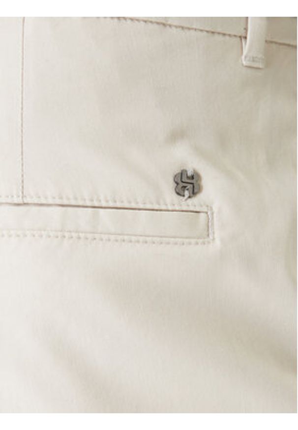 BOSS Spodnie materiałowe C-Perin 50555842 Biały Regular Fit. Kolor: biały. Materiał: syntetyk