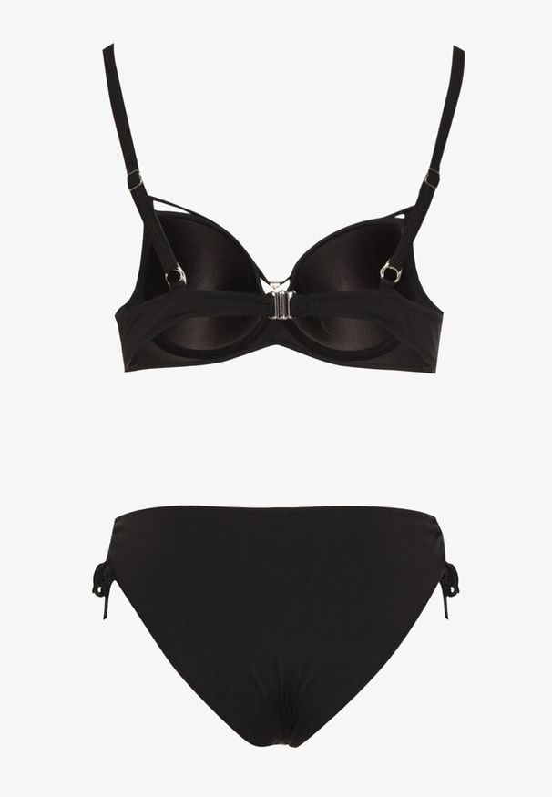 Born2be - Czarne Bikini Biustonosz z Aplikacją i Majtki Figi ze Ściągaczami Ulosella. Kolor: czarny. Wzór: aplikacja