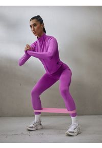 4f - 4F Bluza treningowa slim szybkoschnąca damska - różowa XL. Okazja: na co dzień. Typ kołnierza: kołnierzyk stójkowy. Kolor: różowy. Materiał: skóra. Styl: casual, sportowy #1