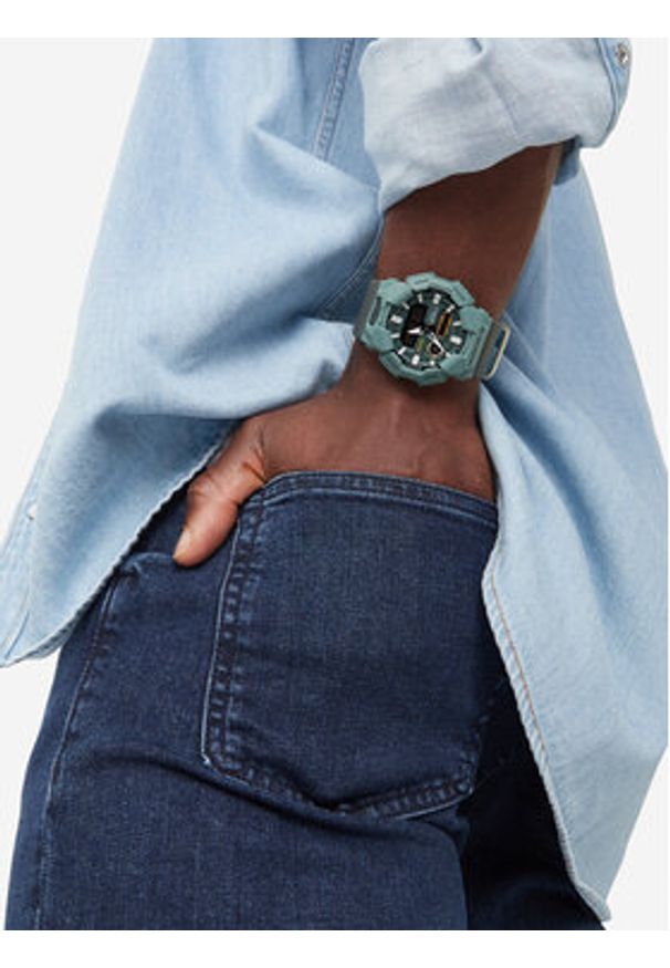 G-Shock Zegarek GA-010CE-2AER Zielony. Kolor: zielony. Materiał: syntetyk