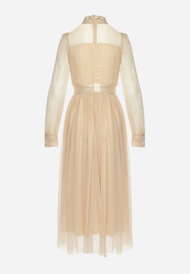 Born2be - Beżowa Rozkloszowana Sukienka Maxi z Siateczki Ozdobiona Koronką Vireln. Kolor: beżowy. Materiał: koronka. Wzór: koronka, aplikacja. Długość: maxi