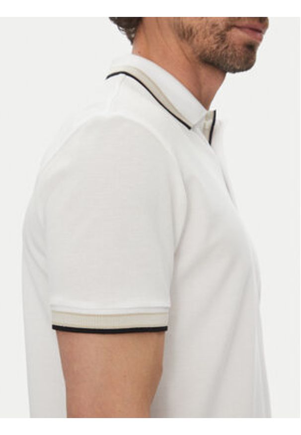 BOSS Polo Paddy 50469055 Écru Regular Fit. Typ kołnierza: polo. Materiał: bawełna