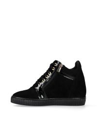 Arturo Vicci - Sneakersy czarne zamszowe. Zapięcie: sznurówki. Kolor: czarny. Materiał: zamsz. Obcas: na koturnie #3