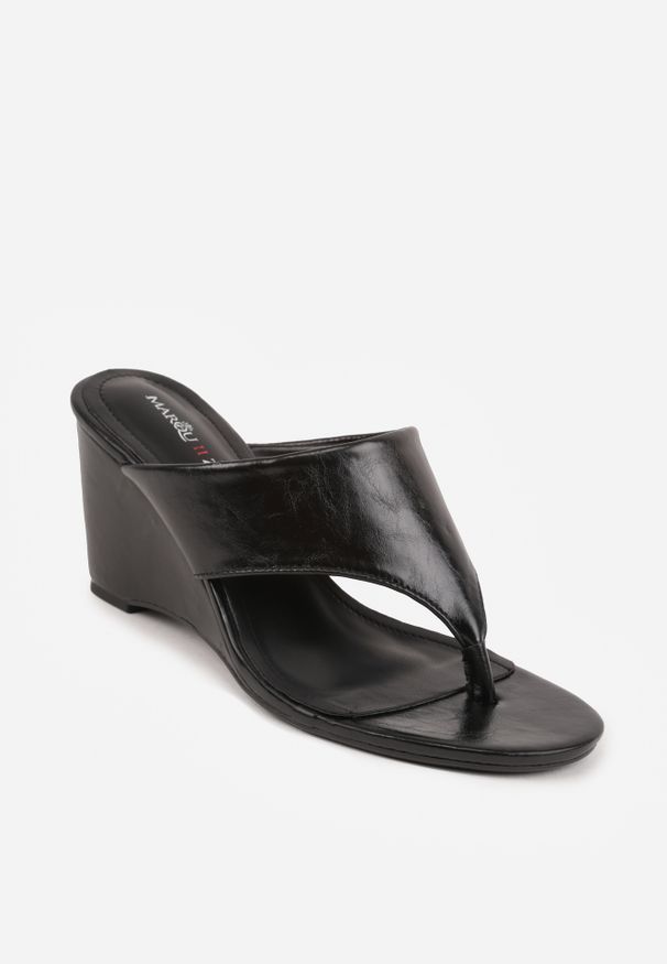 Renee - Czarne Klapki Japonki na Koturnie z Zabudowaną Cholewką Humbledane. Kolor: czarny. Materiał: materiał. Sezon: lato. Obcas: na koturnie. Styl: elegancki