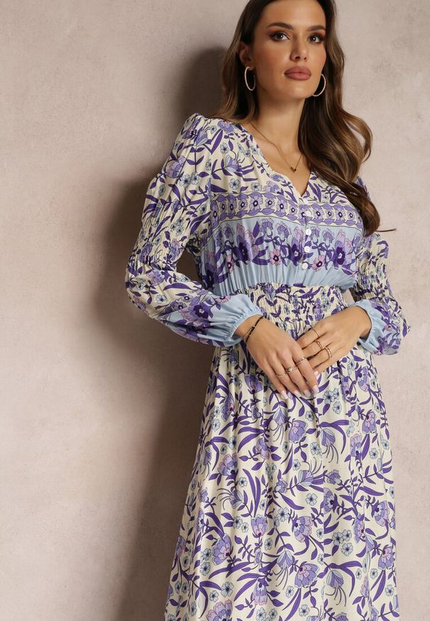 Renee - Fioletowo-Beżowa Sukienka Maxi w Kwiaty z Wiskozy Vellu. Kolor: fioletowy. Materiał: wiskoza. Wzór: kwiaty. Styl: boho. Długość: maxi