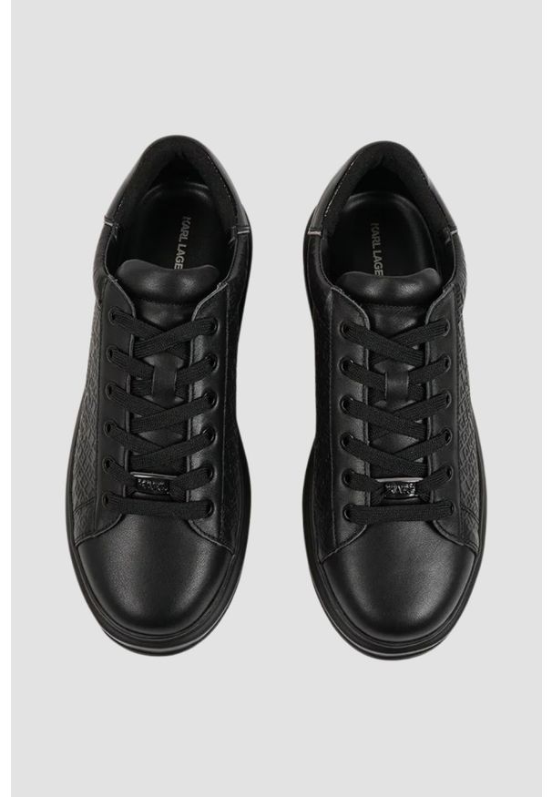 Karl Lagerfeld - KARL LAGERFELD Czarne sneakersy męskie z monogramem KAPRI Emboss, Rozmiar 42. Okazja: na co dzień. Kolor: czarny. Materiał: skóra. Szerokość cholewki: normalna