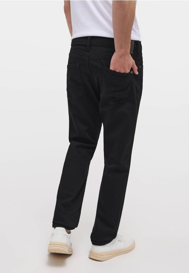 Męskie Spodnie Jeansowe Mustang Style Vegas Slim Denim Black 1014062 4000 906