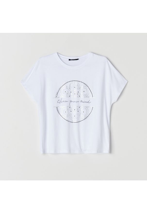 Mohito - Koszulka z połyskującym nadrukiem - Biały. Kolor: biały. Wzór: nadruk