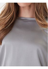 ViCOLO Bluzka TF0244 Szary Regular Fit. Kolor: szary. Materiał: wiskoza #5