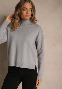 Renee - Szary Gładki Golf Casual Raliana. Okazja: na co dzień. Typ kołnierza: golf. Kolor: szary. Materiał: skóra, jeans. Długość rękawa: długi rękaw. Długość: długie. Wzór: gładki. Styl: casual