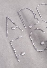 Renee - Szary Bawełniany T-shirt Oversize z Haftowanym Napisem z Cekinami Talomora. Okazja: na imprezę, na co dzień. Kolor: szary. Materiał: bawełna. Wzór: haft, napisy. Styl: rockowy, casual #4