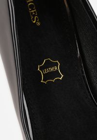 Renee - Czarne Czółenka Vices Lakierowane na Słupku z Wkładką ze Skóry Naturalnej Tinaselle. Okazja: na spotkanie biznesowe. Kolor: czarny. Materiał: skóra, lakier. Obcas: na słupku. Styl: biznesowy #9