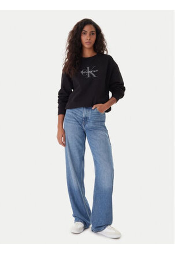Calvin Klein Jeans Bluza Monologo LV047B234G Czarny Regular Fit. Kolor: czarny. Materiał: bawełna