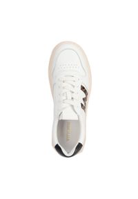 Wittchen - Damskie sneakersy skórzane z literą „W” białe. Okazja: na co dzień. Kolor: biały. Materiał: skóra. Obcas: na platformie #4