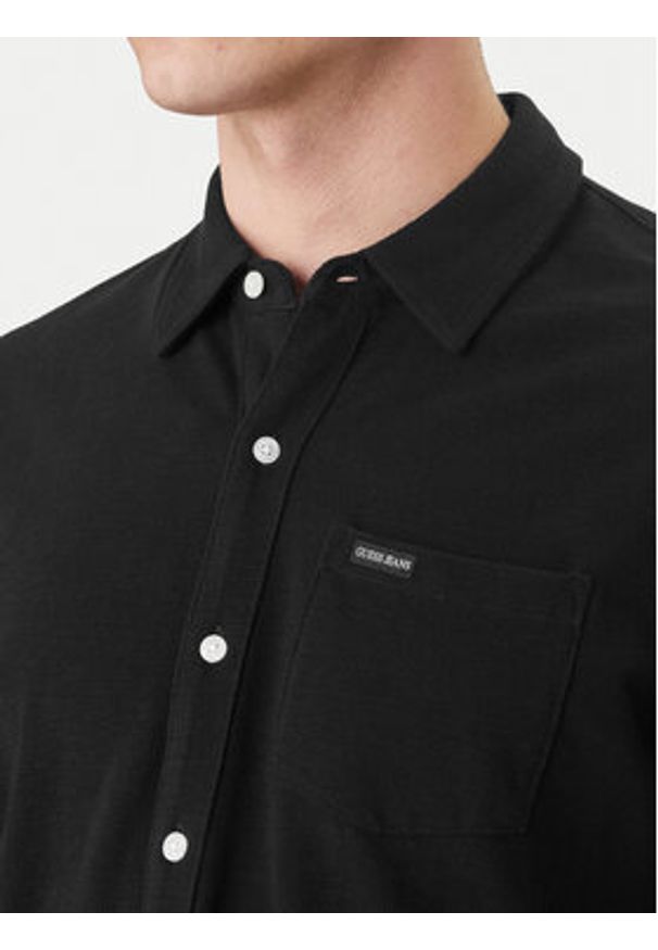 Guess Jeans Koszula M6GP02 KE731 Czarny Regular Fit. Kolor: czarny. Materiał: bawełna