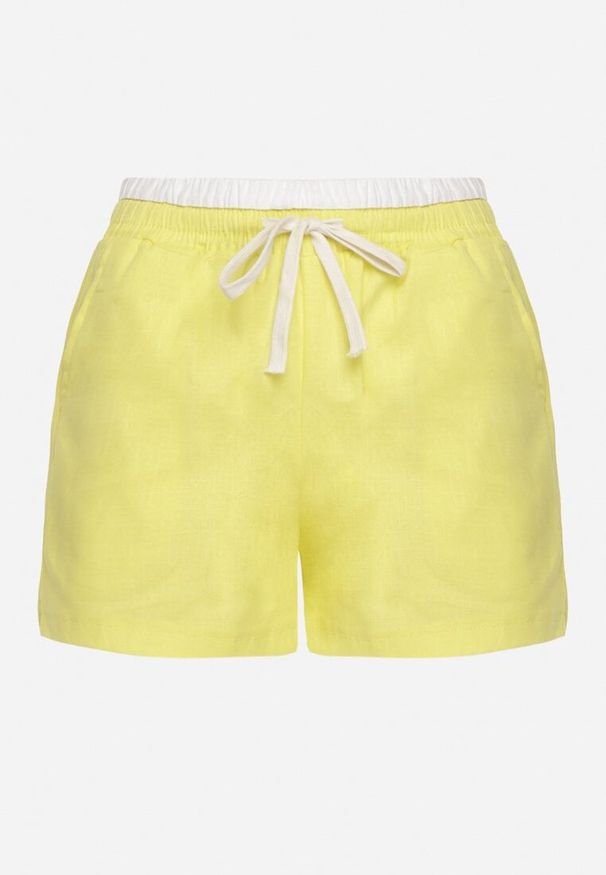 Born2be - Żółte Bawełniane Szorty z Gumką w Pasie Timaolle. Okazja: na co dzień. Kolor: żółty. Materiał: bawełna. Styl: klasyczny, casual, elegancki