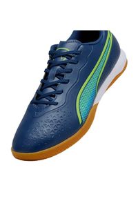 Buty piłkarskie Puma King Match It M 107261 02 niebieskie. Kolor: niebieski. Materiał: mikrofibra, guma, materiał. Szerokość cholewki: normalna. Sport: piłka nożna