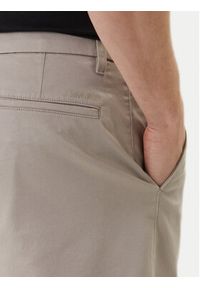 Calvin Klein Szorty materiałowe LV04LB600G Khaki Regular Fit. Kolor: brązowy. Materiał: bawełna #2