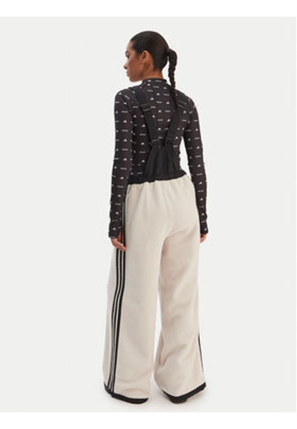 Adidas - adidas Ogrodniczki Moon Boot JM1106 Beżowy Loose Fit. Kolor: beżowy. Materiał: syntetyk