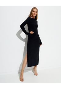 NANUSHKA - Czarna asymetryczna sukienka Tamal. Kolor: czarny. Materiał: materiał. Typ sukienki: asymetryczne. Długość: maxi