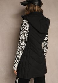 Renee - Czarna Pikowana Kamizelka o Taliowanym Kroju z Kapturem Tulonea. Okazja: na co dzień. Typ kołnierza: kaptur. Kolor: czarny. Materiał: jeans. Styl: casual #5