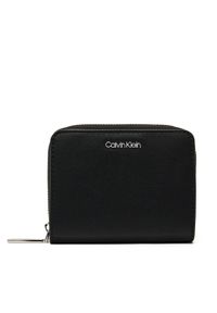 Calvin Klein Portfel damski Ck Must Md Zip Around W/Flap LV04F1029G Czarny. Kolor: czarny. Materiał: skóra